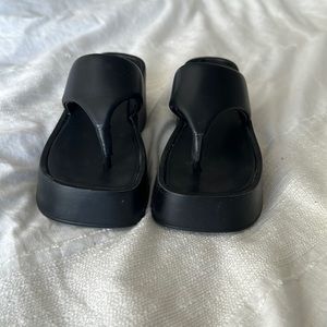 Public Desire Platform Flip Flop Black Size US 6